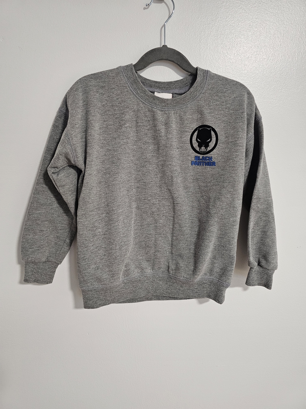 🧸2/20$ Marvel Black Panther Crewneck Sweatshirt Size 6 Boy Sweater Super Hero
